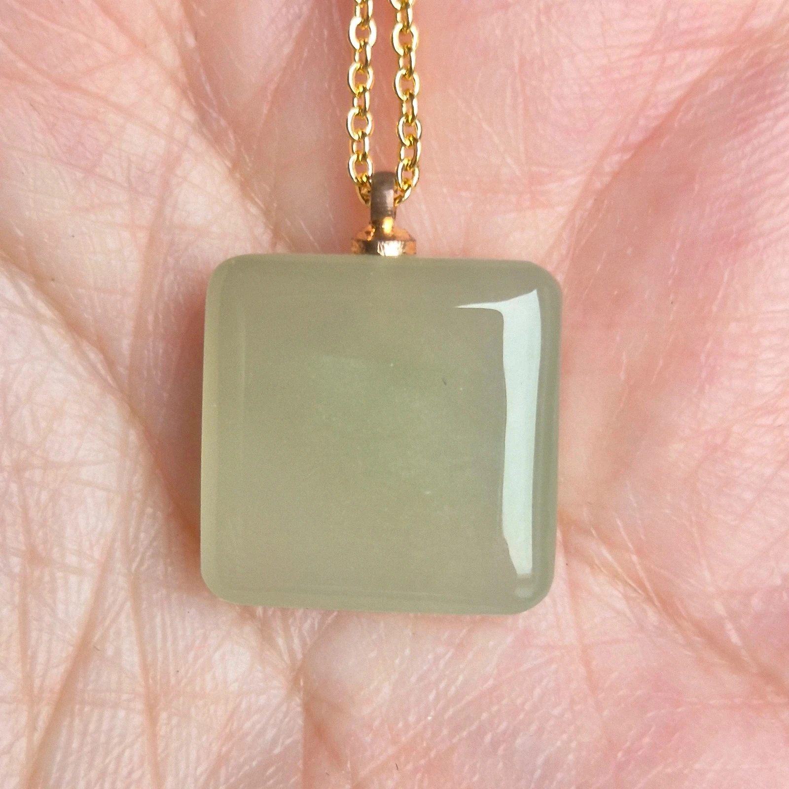 Natuurlijke onbehandelde Nephriet hanger met ketting – photo 5